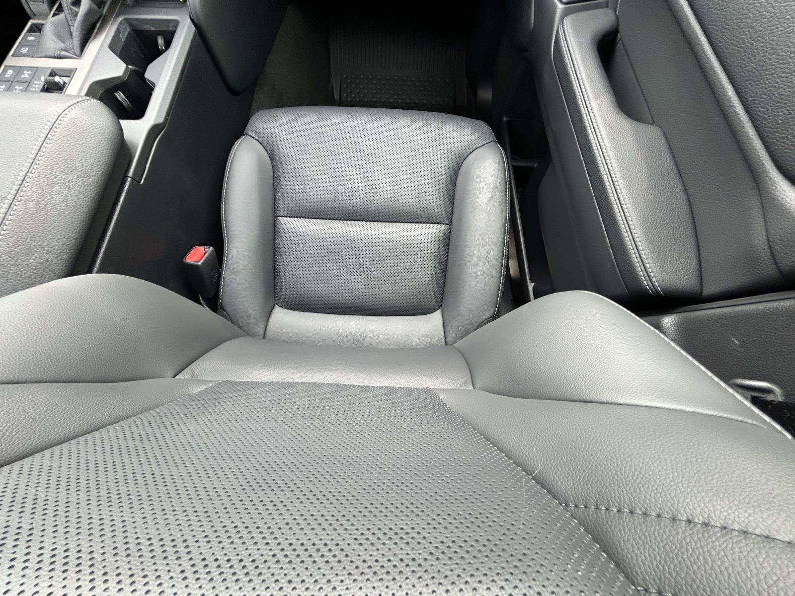 Used 2025 Toyota Land Cruiser w/ Premium Package image 15