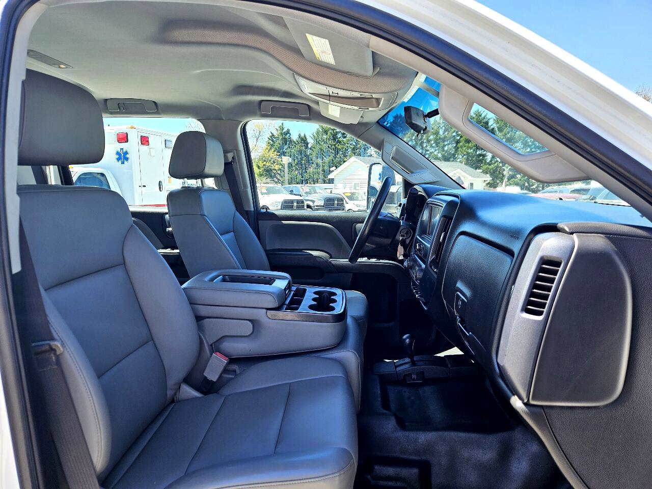Used 2018 Chevrolet Silverado 3500 W/T image 26