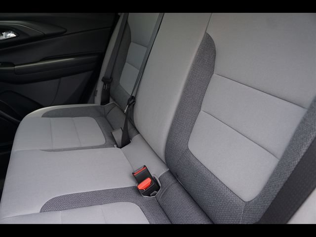 New 2026 Chevrolet TrailBlazer LT w/ Midnight Edition FWD image 6