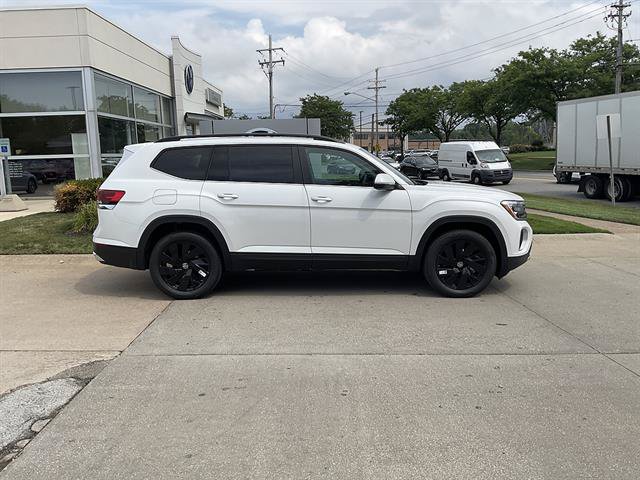 New 2026 Volkswagen Atlas SE AWD/4WD image 3