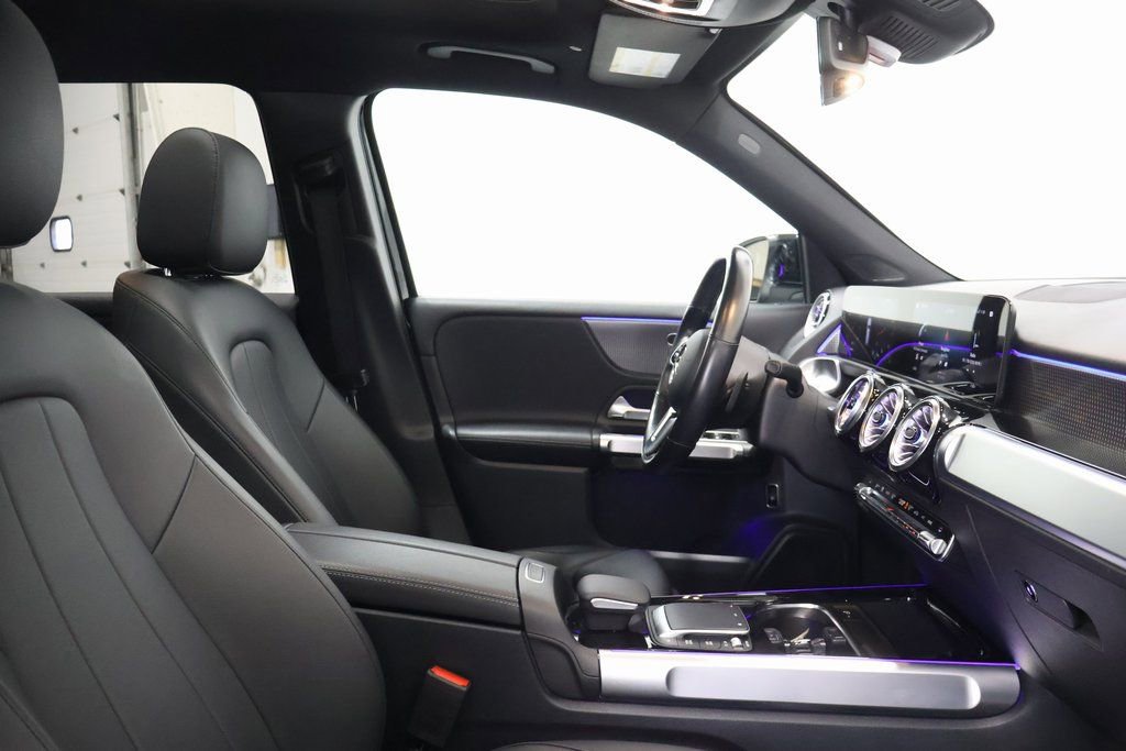 Certified 2022 Mercedes-Benz GLB 250 4MATIC image 21