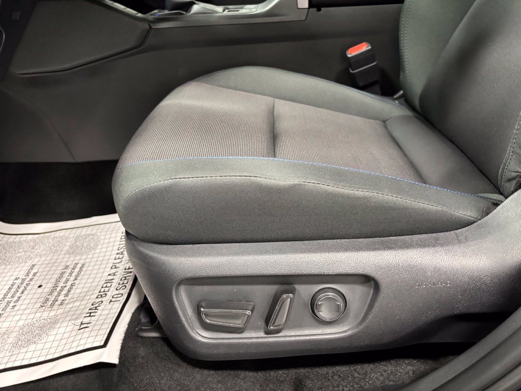 Used 2026 Toyota RAV4 SE w/ Weather Package AWD/4WD image 12