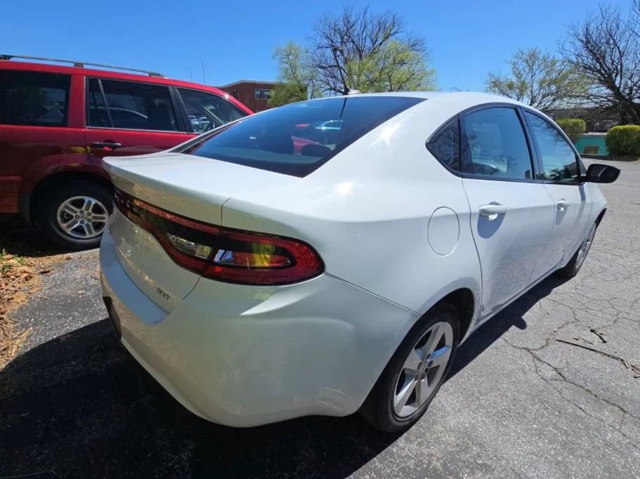 Used 2016 Dodge Dart SXT FWD image 2