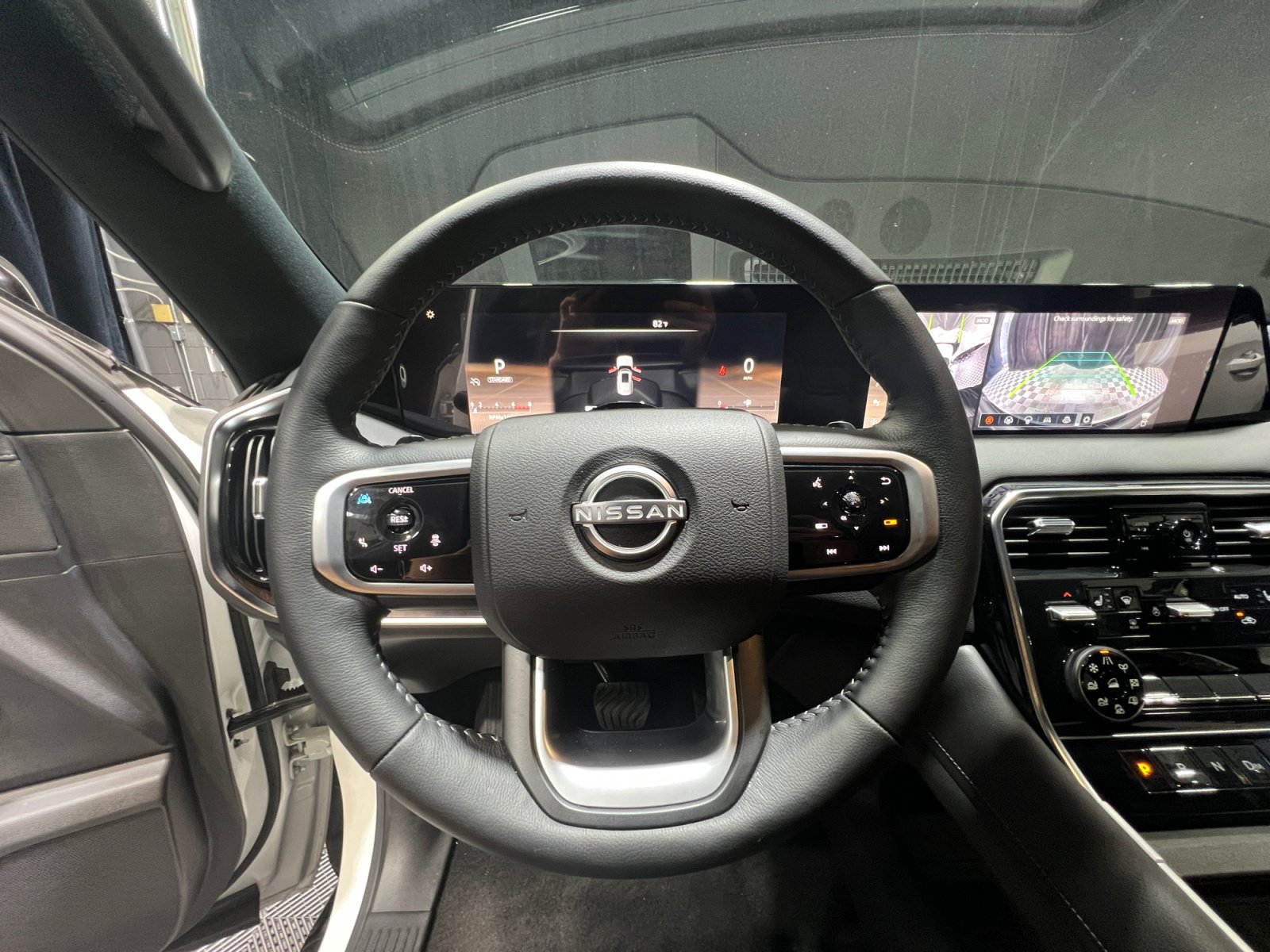 New 2026 Nissan Armada SL AWD/4WD image 9