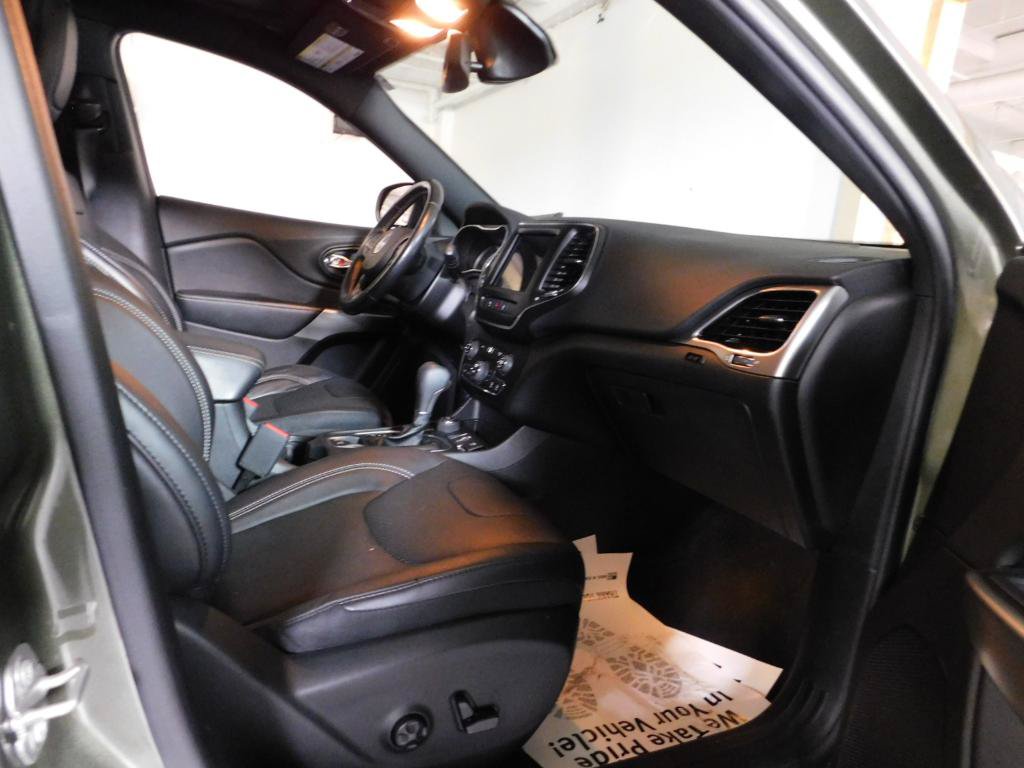 Used 2021 Jeep Cherokee Latitude Lux 80th Anniv w/ Quick Order Package 26U 80TH AWD/4WD image 7