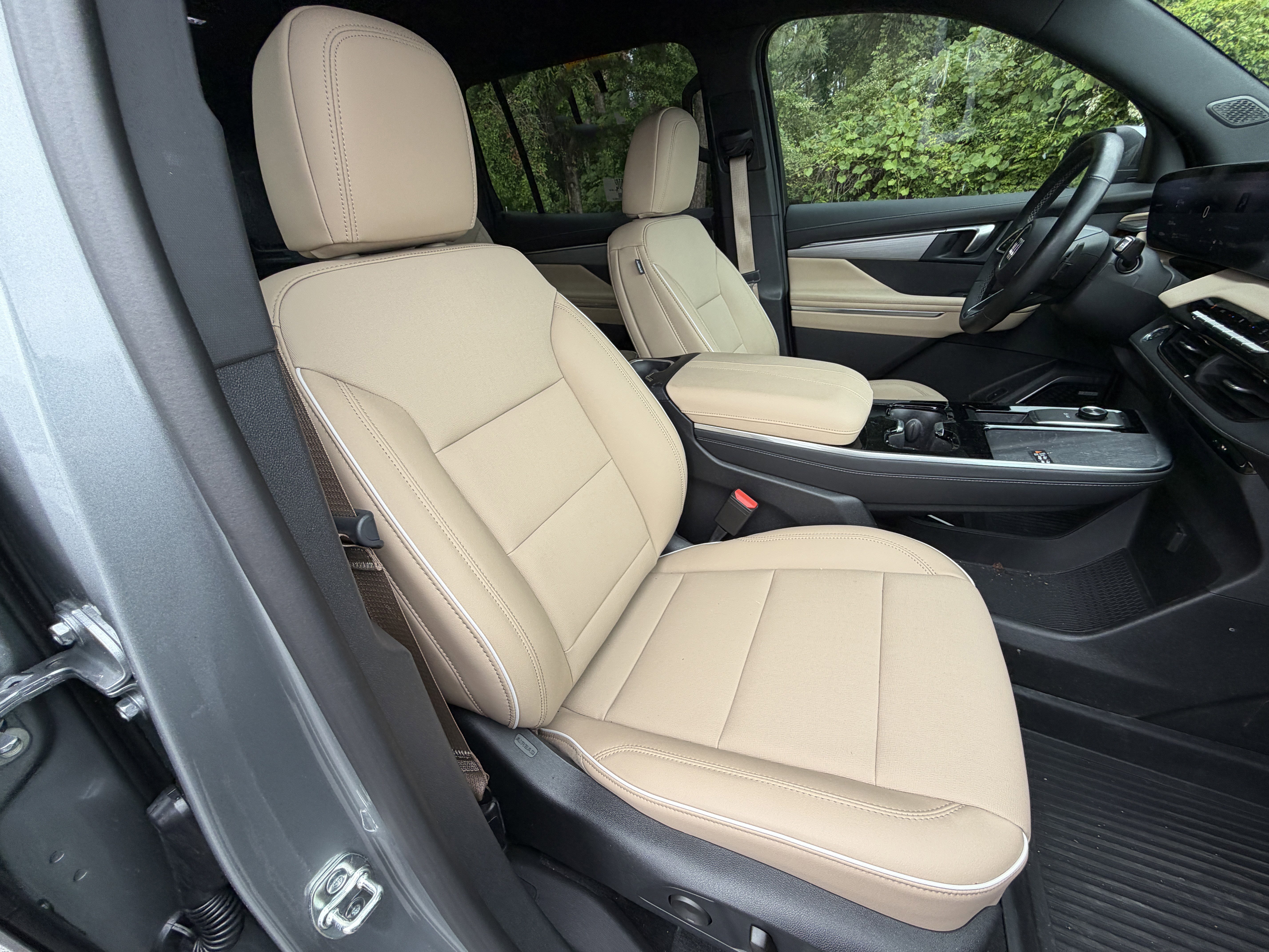 Used 2026 Buick Enclave Preferred w/ Power Package FWD image 8