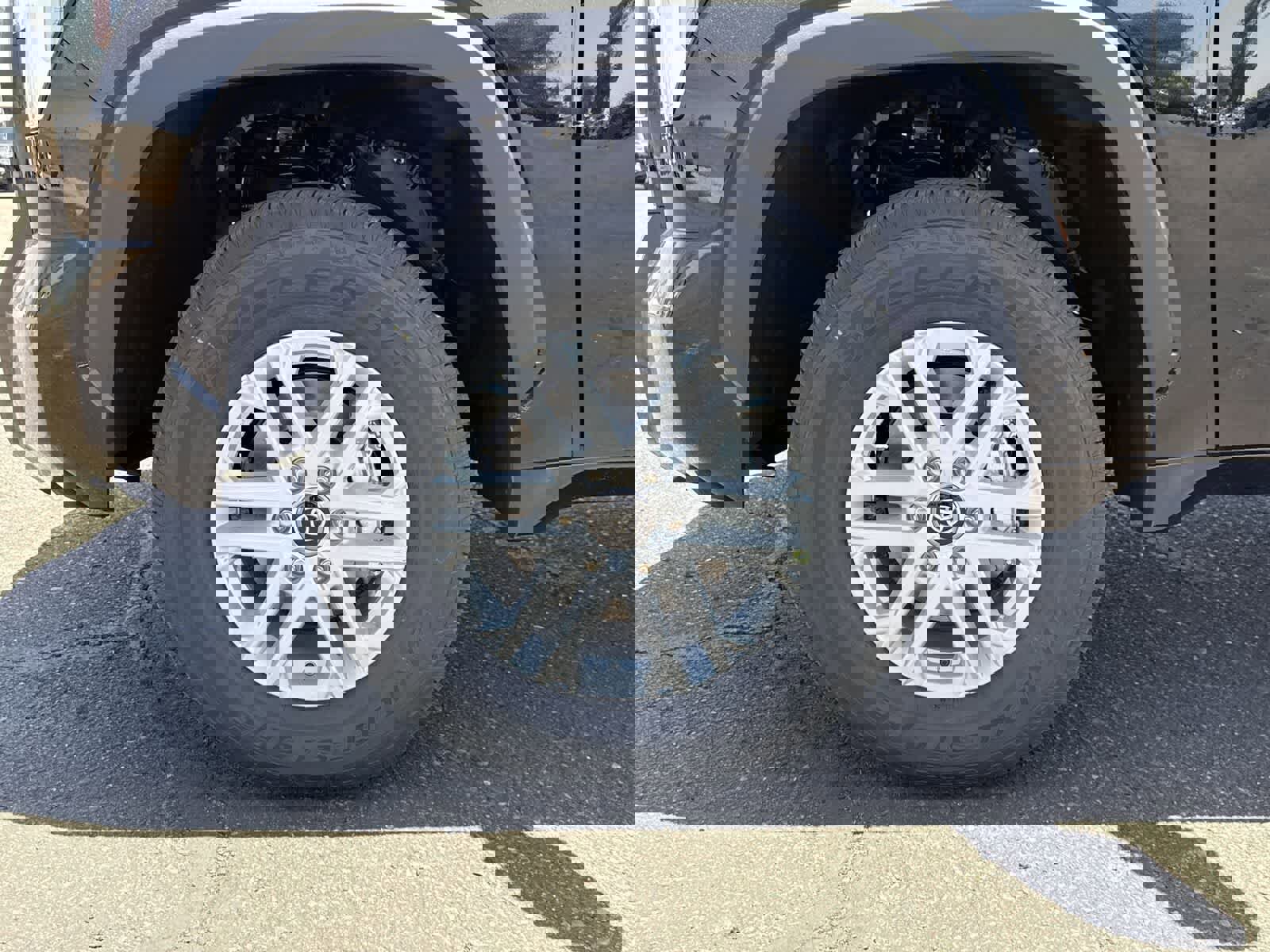 Used 2025 Toyota Tundra SR5 w/ SR5 Convenience Package image 10