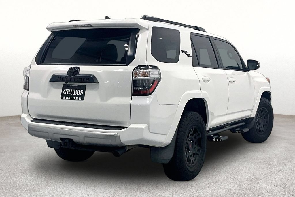 Used 2019 Toyota 4Runner TRD Off-Road Premium AWD/4WD image 2