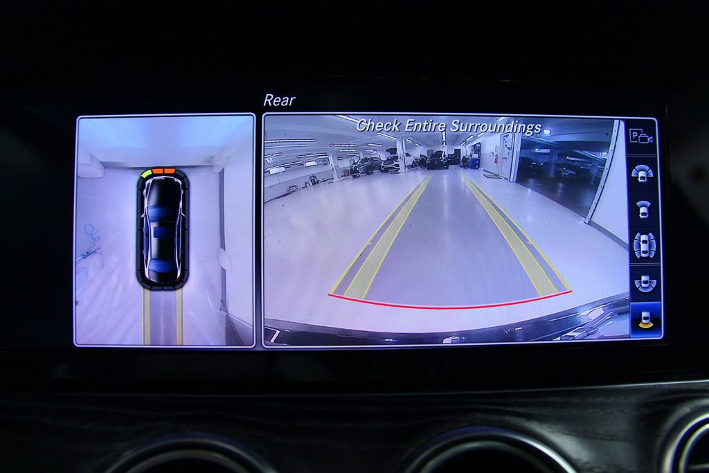 Used 2019 Mercedes-Benz E 300 4MATIC image 12