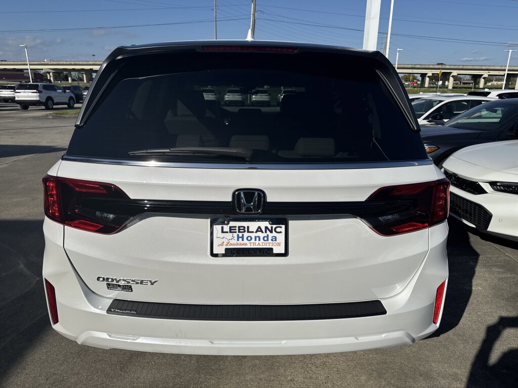 New 2026 Honda Odyssey EX-L image 5