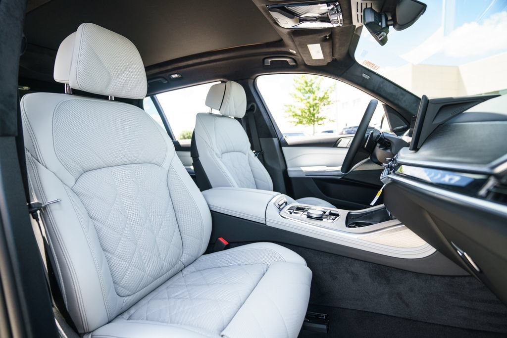 New 2027 BMW X7 xDrive40i w/ Premium Package AWD/4WD image 15
