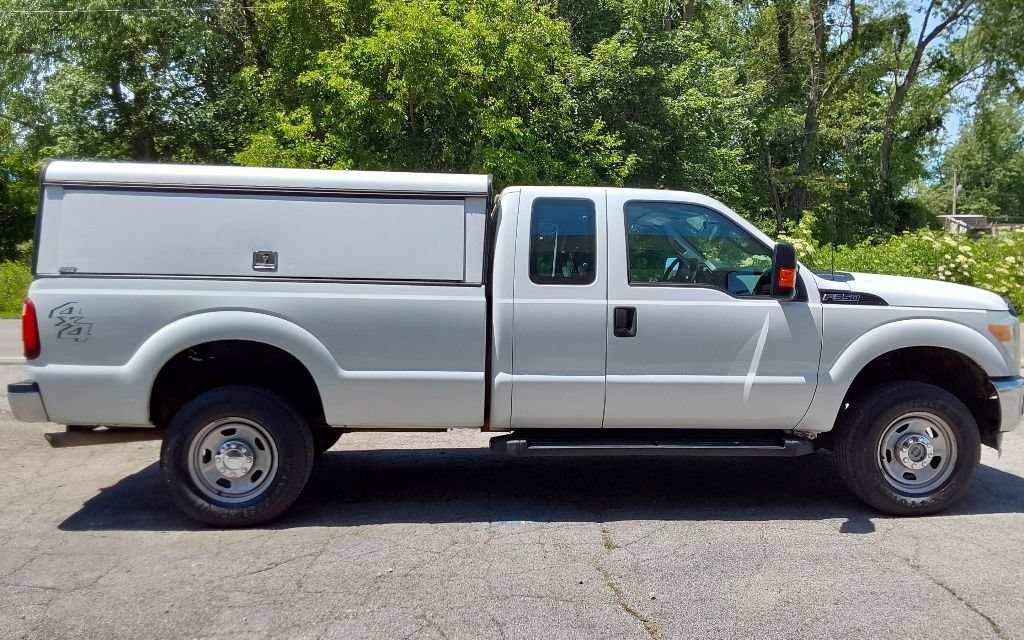 Used 2011 Ford F350 XL w/ PWR Equipment Group AWD/4WD image 3