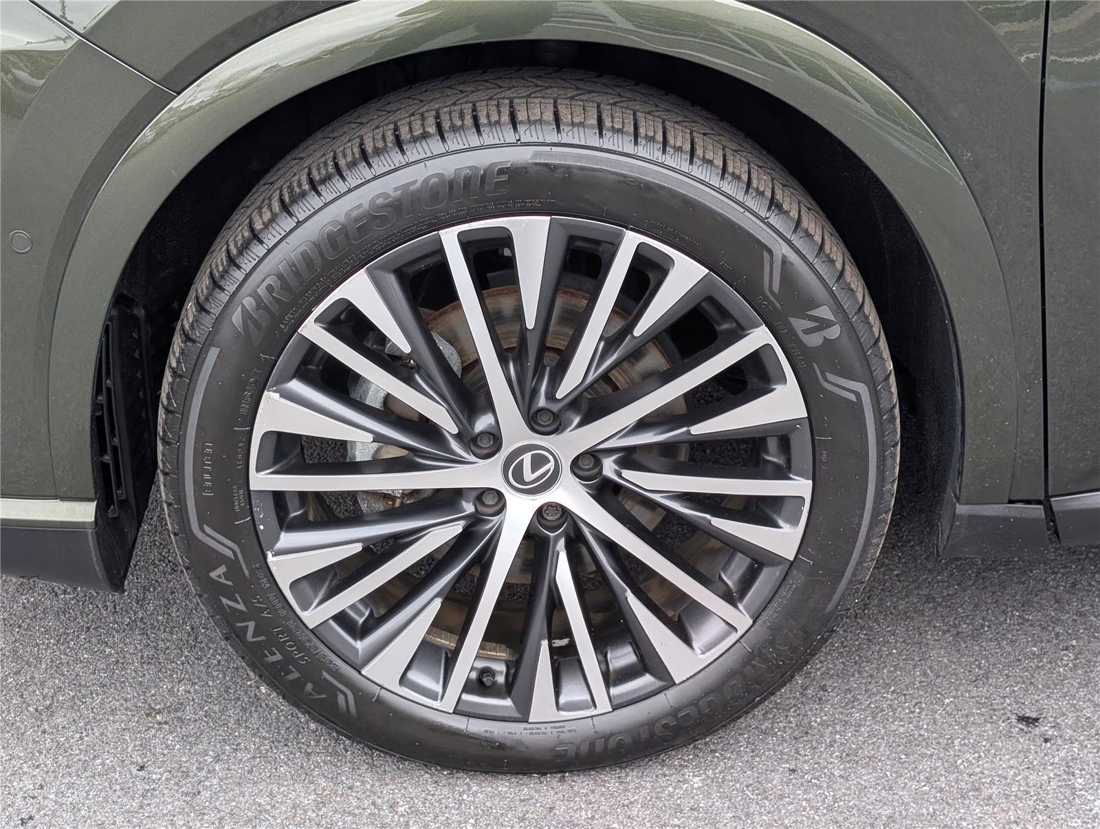 Used 2024 Lexus RX 350 w/ Convenience Package image 10