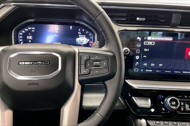 Used 2025 GMC Sierra 1500 Denali w/ Denali Reserve Package AWD/4WD image 21