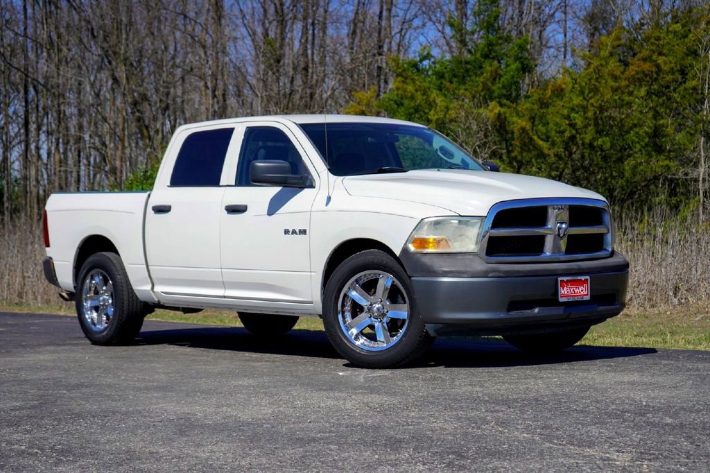 Used 2009 Dodge Ram 1500 Truck ST w/ ST Popular Equipment Group image 2