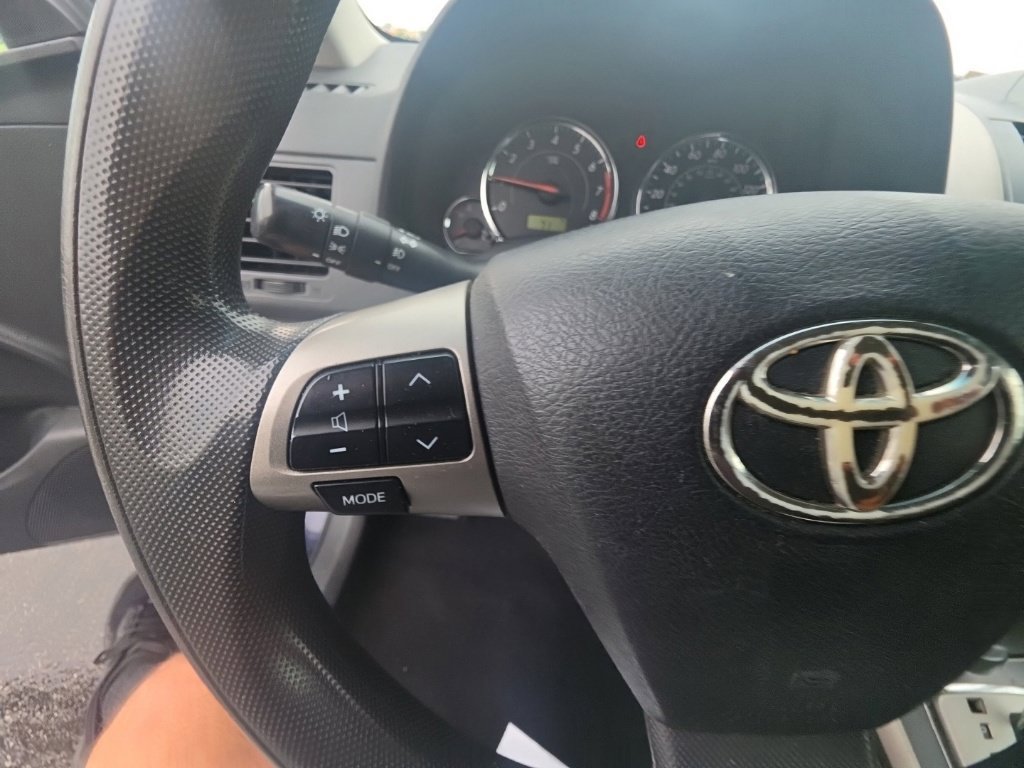 Used 2013 Toyota Corolla S FWD image 16