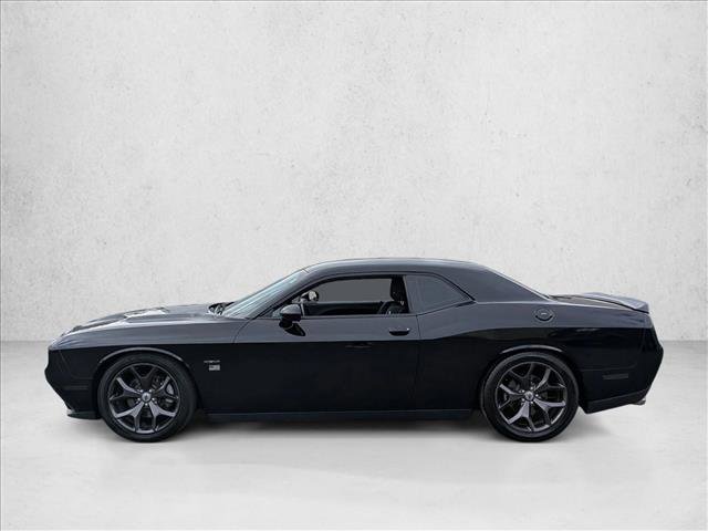 Used 2017 Dodge Challenger R/T image 9