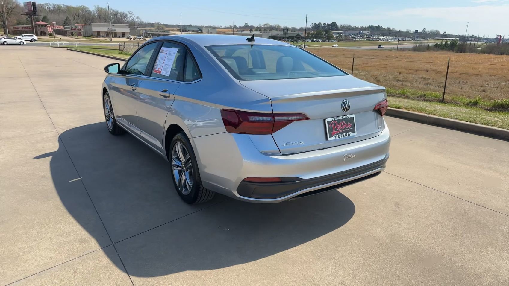 Used 2024 Volkswagen Jetta SE FWD image 6