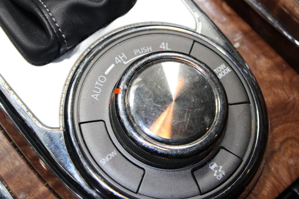 Used 2018 INFINITI QX80 4WD w/ Driver Assistance Package image 27