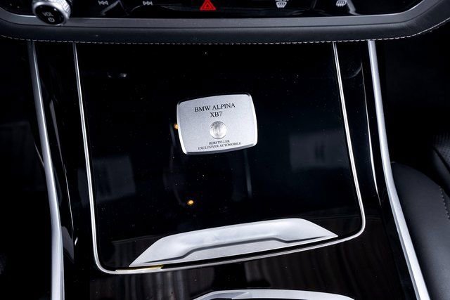 Used 2025 BMW ALPINA XB7 image 53