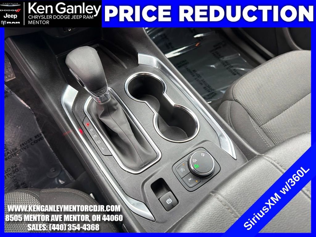 Used 2023 Chevrolet Traverse LT image 17