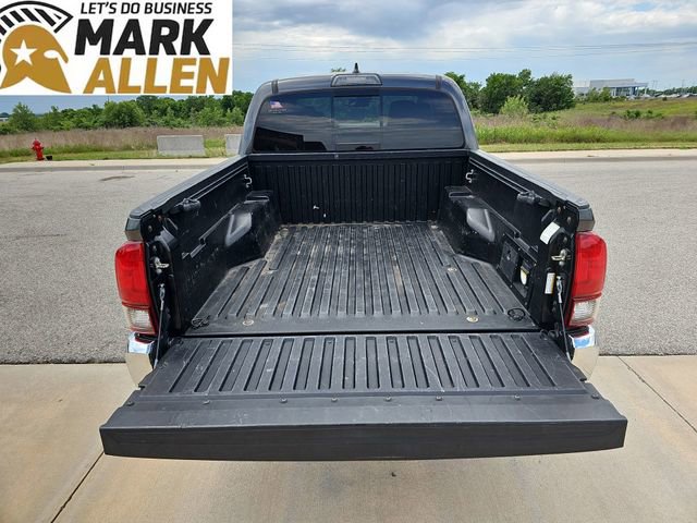 Used 2019 Toyota Tacoma TRD Off-Road AWD/4WD image 25