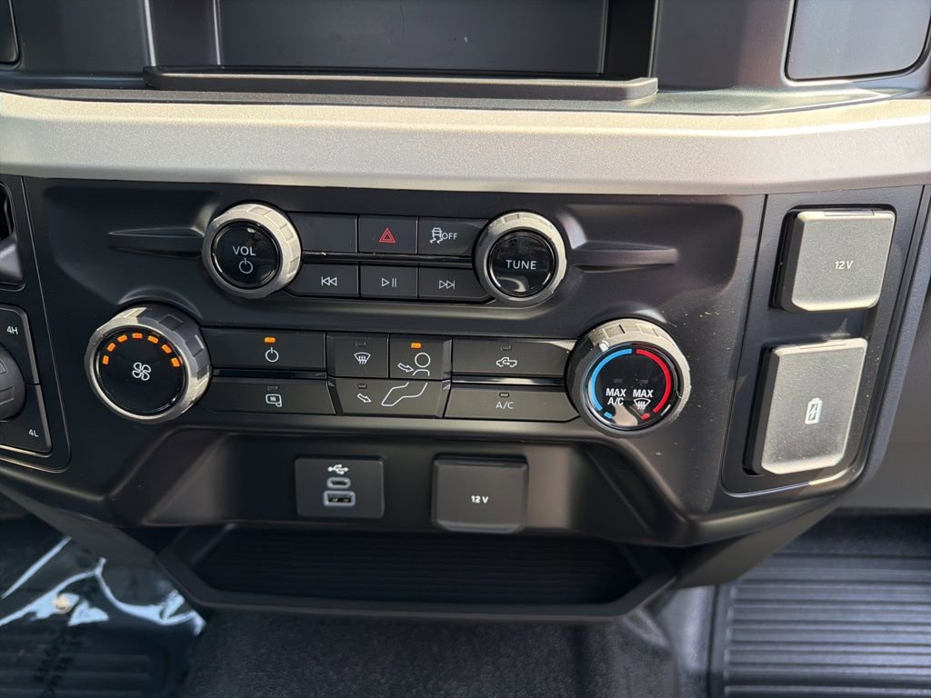 New 2026 Ford F450 XL w/ XL Chrome Package AWD/4WD image 23