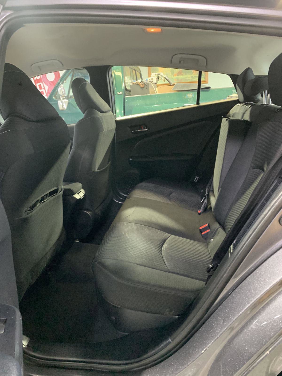 Used 2020 Toyota Prius Prime LE image 21