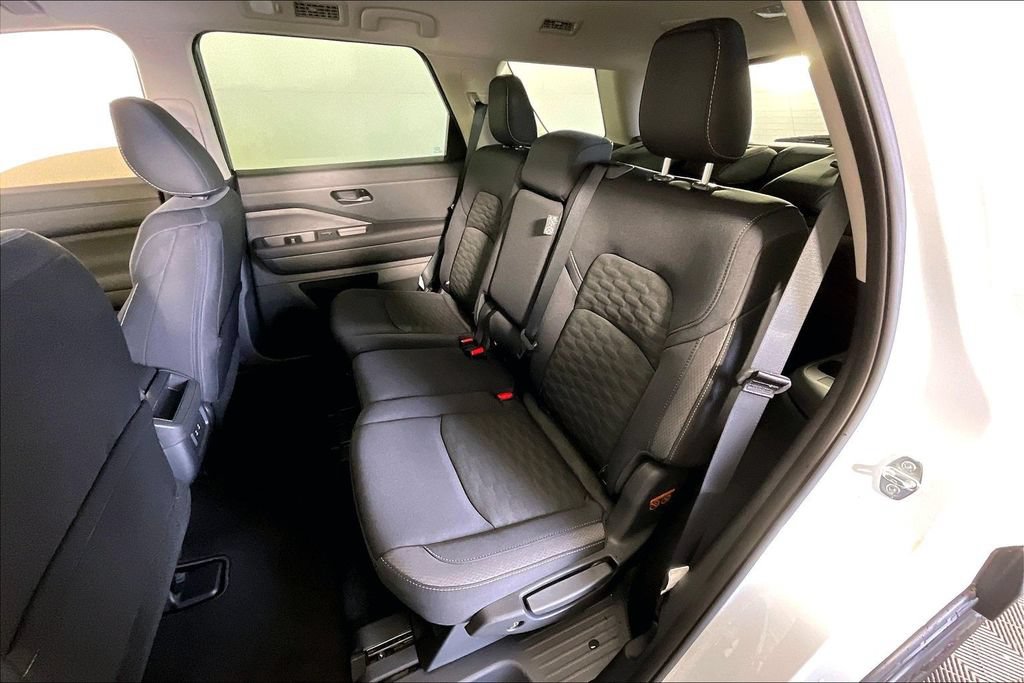 New 2026 Nissan Pathfinder SV AWD/4WD image 14