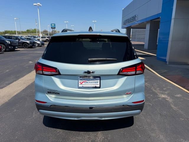 Used 2022 Chevrolet Equinox RS w/ RS Leather Package image 6