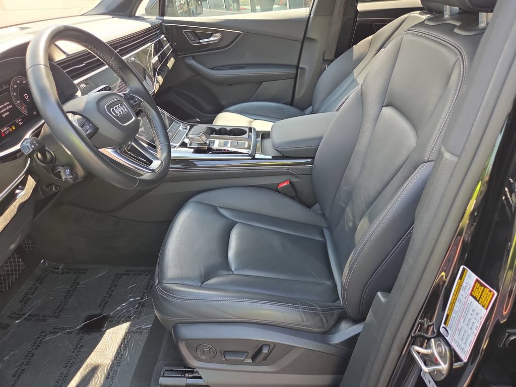 Used 2025 Audi Q7 3.0T Premium Plus AWD/4WD image 10