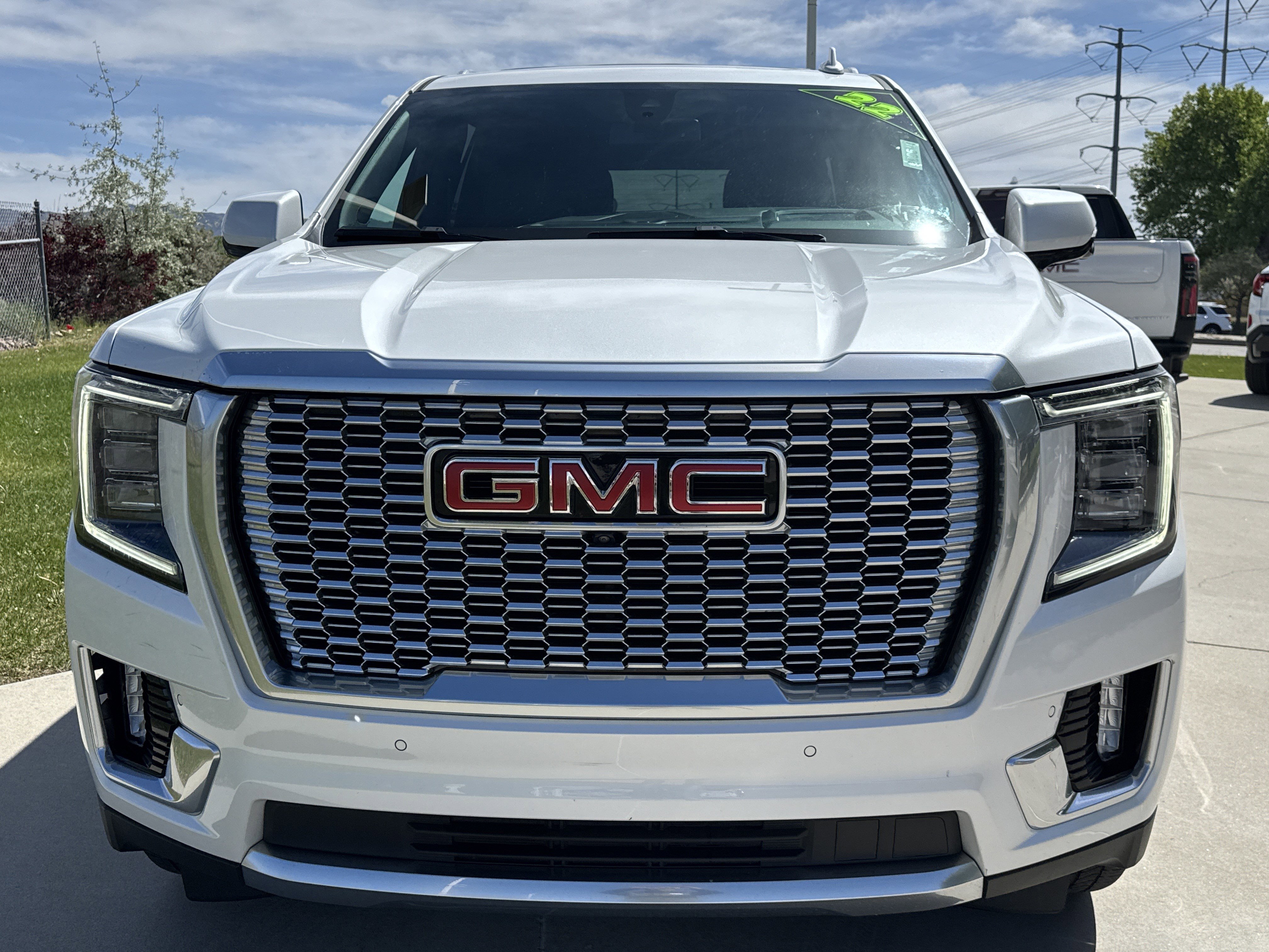 Used 2022 GMC Yukon Denali AWD/4WD image 8