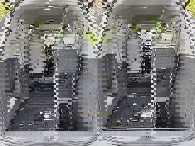 Used 2024 Toyota Sienna XLE image 37