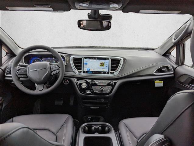 New 2026 Chrysler Pacifica Select w/ S Appearance Package AWD/4WD image 14