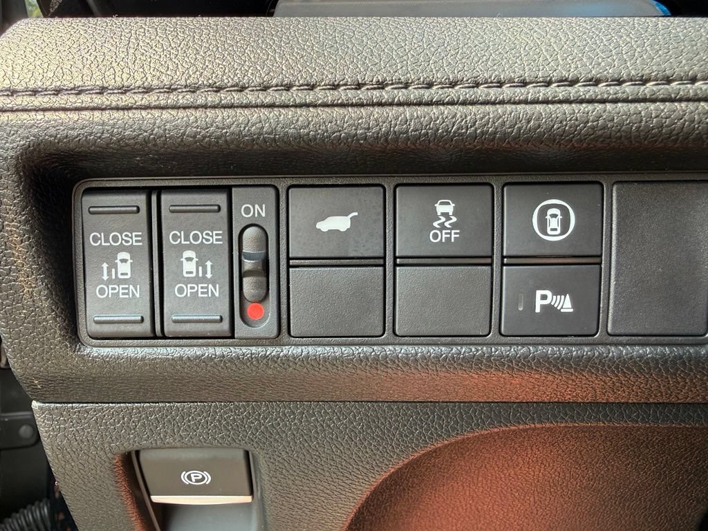 Used 2024 Honda Odyssey Elite image 29