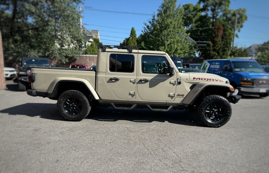 Used 2022 Jeep Gladiator Mojave w/ LED Lighting Group AWD/4WD image 4