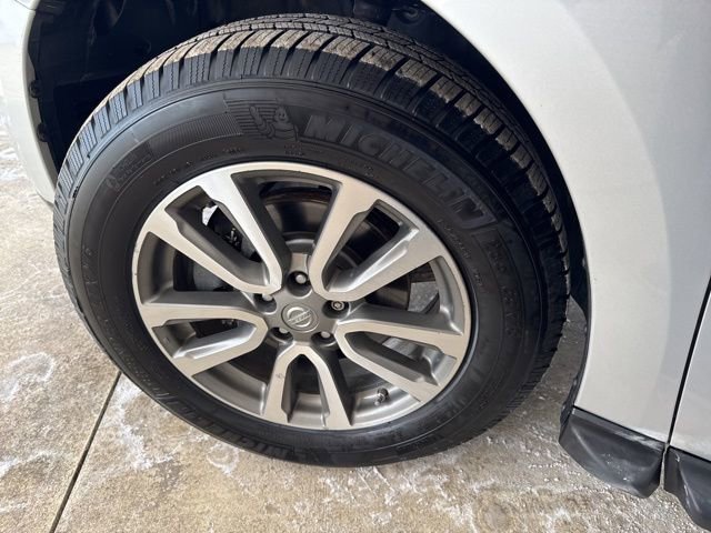 Used 2013 Nissan Pathfinder SV image 37