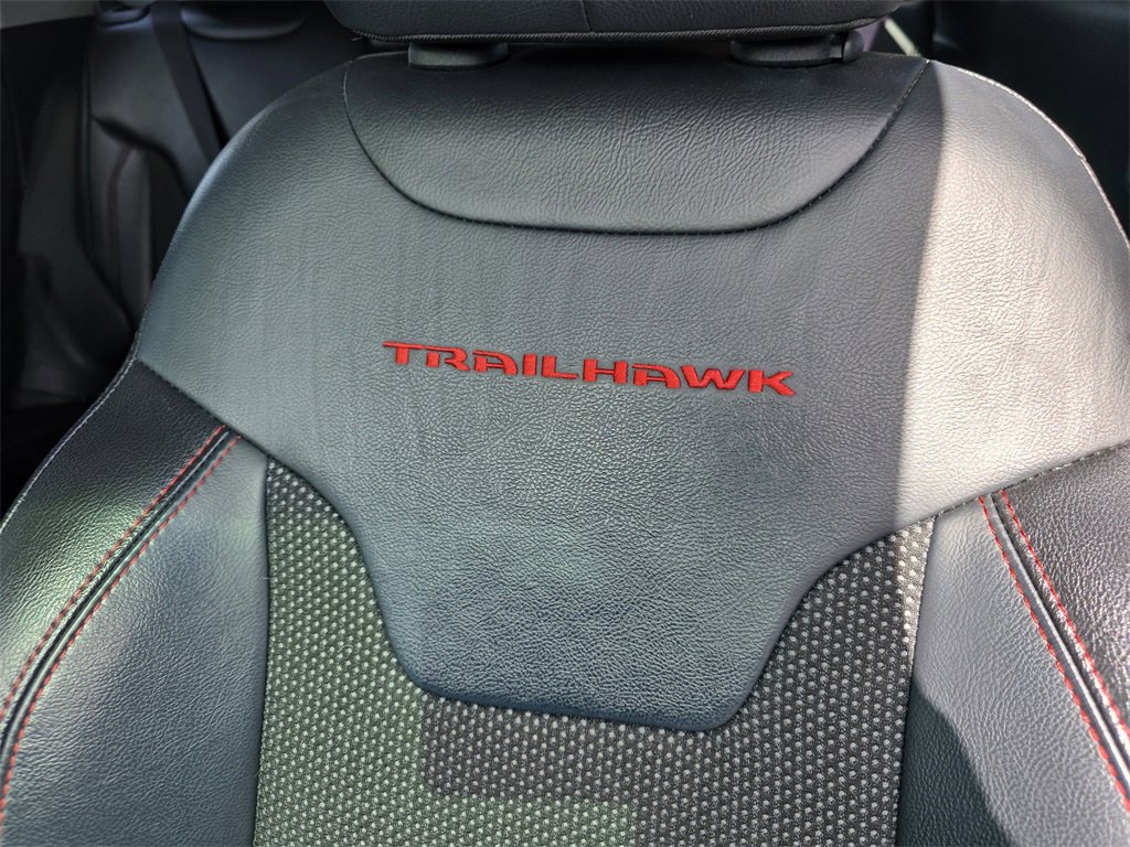 Used 2020 Jeep Compass Trailhawk w/ Advanced Safety Group image 14