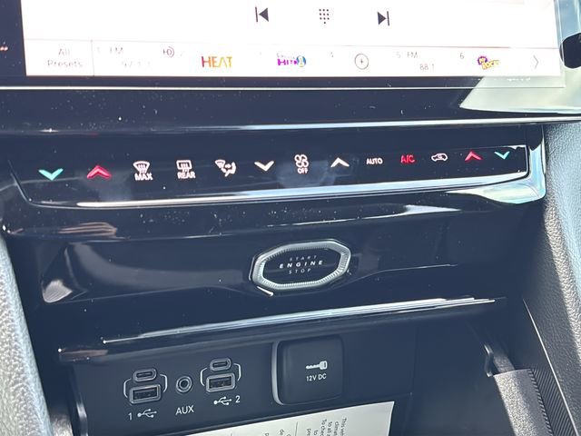 New 2026 Jeep Grand Cherokee L Limited w/ Limited Altitude Package image 33