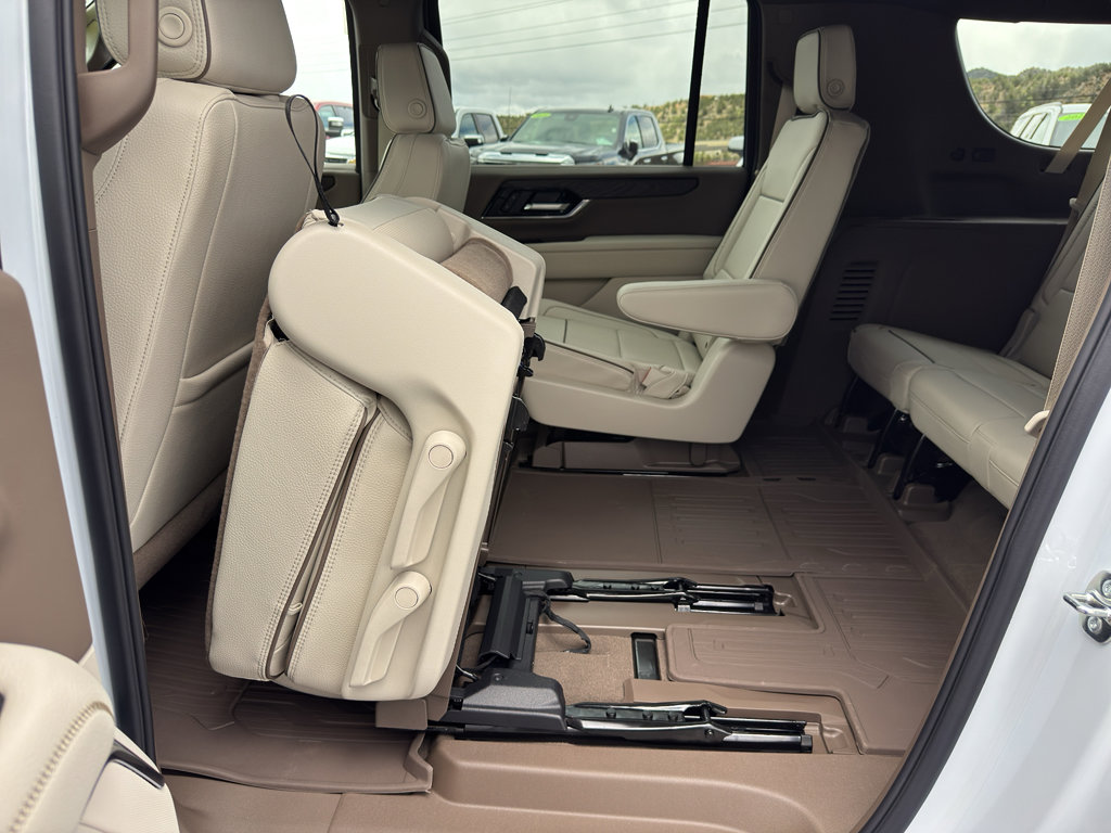 New 2026 GMC Yukon XL Denali image 17