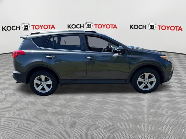 Used 2014 Toyota RAV4 XLE AWD/4WD image 9