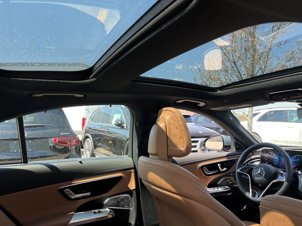 Certified 2025 Mercedes-Benz E 350 4MATIC Sedan image 19