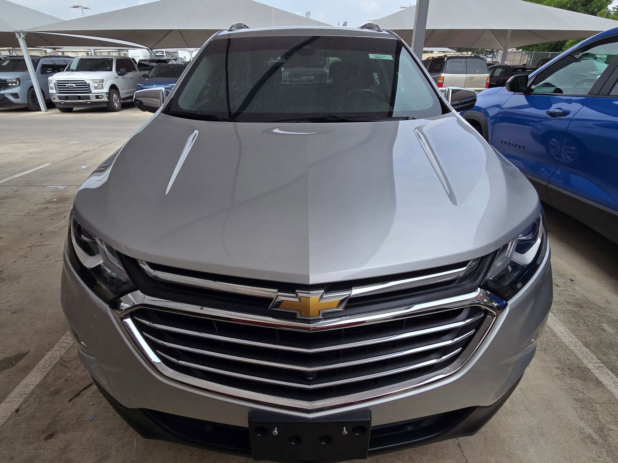 Used 2019 Chevrolet Equinox Premier FWD image 2