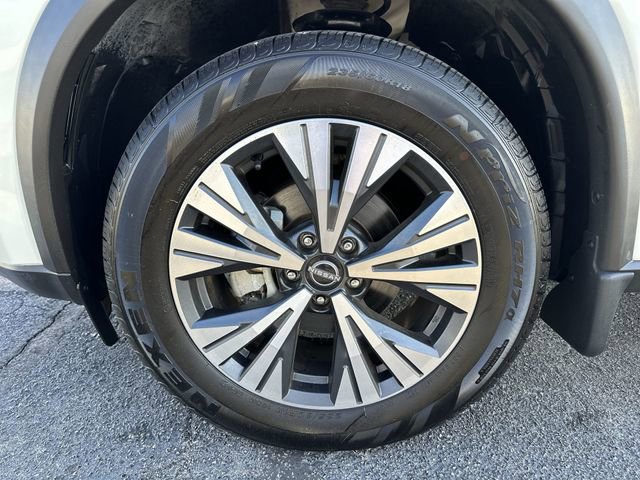 Certified 2023 Nissan Rogue SV w/ SV Premium B Package image 9