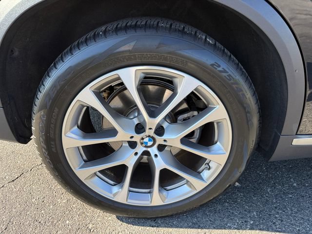 Used 2024 BMW X5 xDrive40i w/ Premium Package AWD/4WD image 19