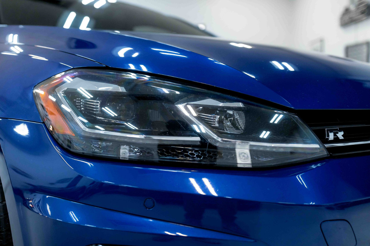 Used 2018 Volkswagen Golf R DCS and Navigation 7A image 14