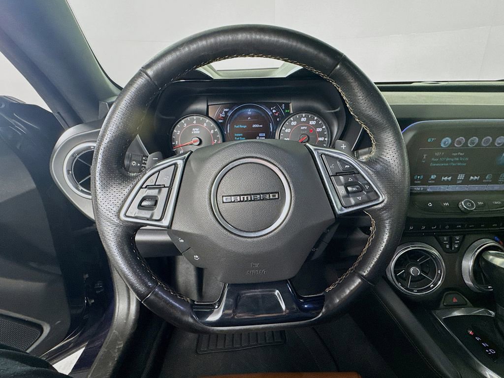 Used 2016 Chevrolet Camaro LT RWD image 11