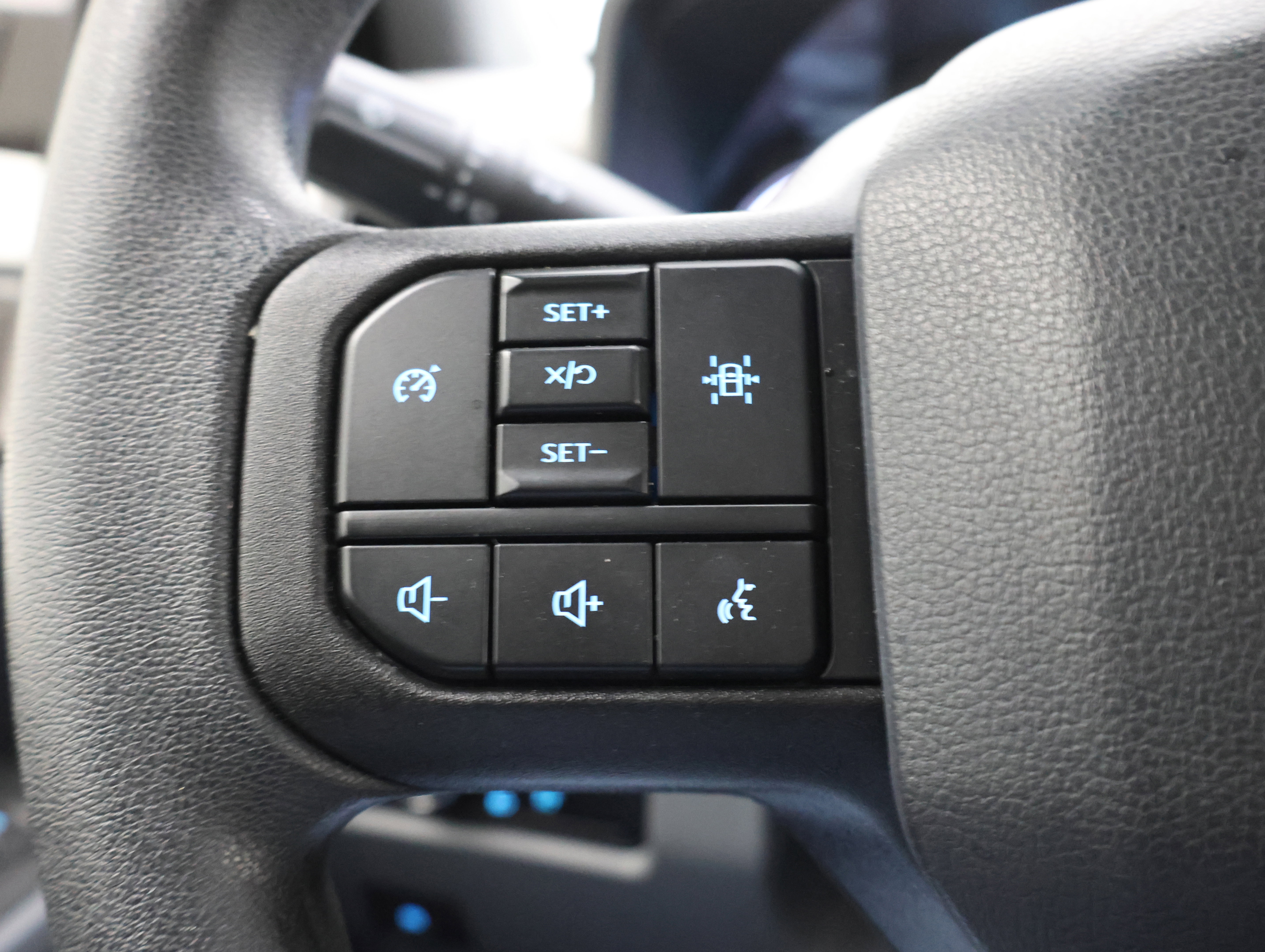 Used 2024 Ford F250 XLT w/ Tremor Off-Road Package image 14