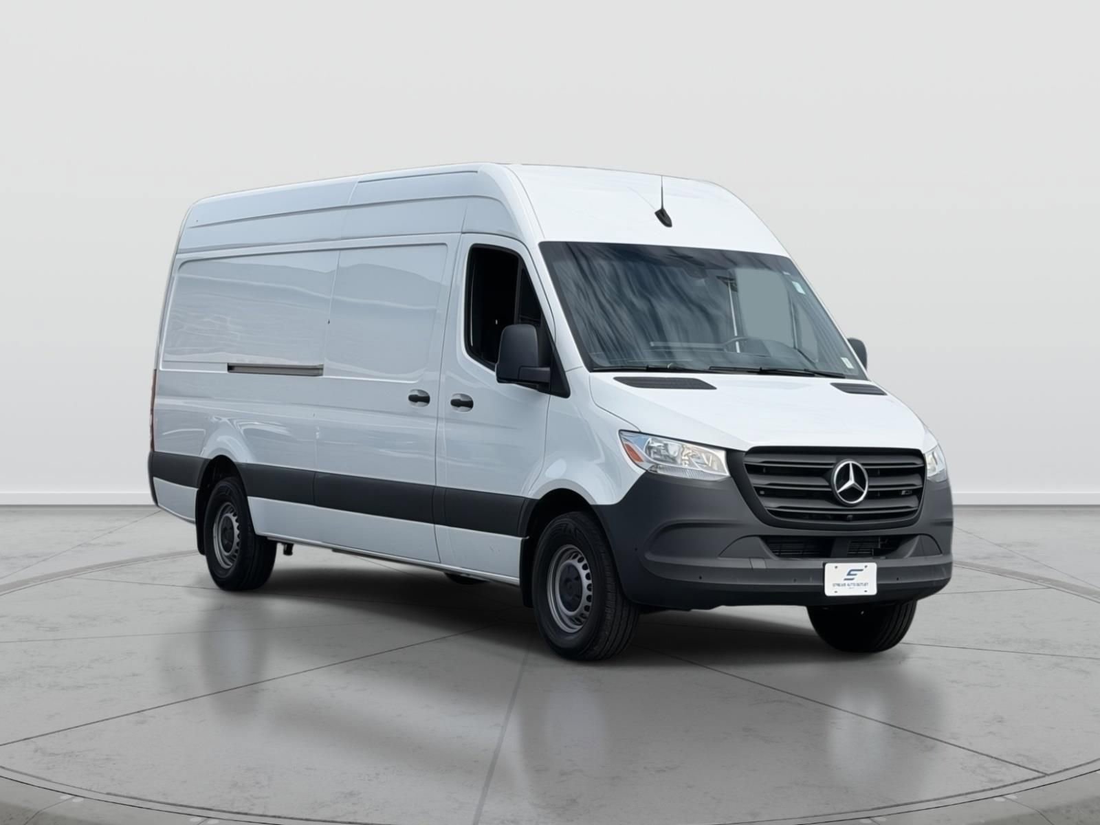 Used 2023 Mercedes-Benz Sprinter 2500 image 1