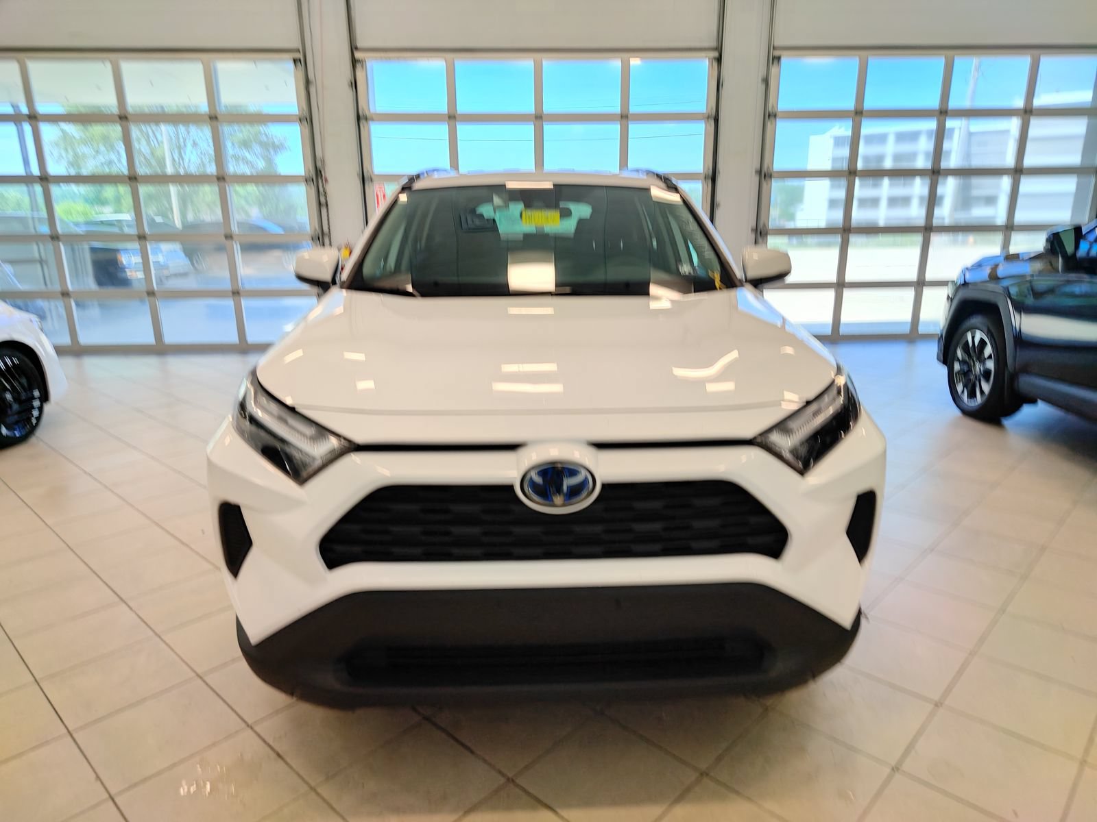Used 2024 Toyota RAV4 XLE AWD/4WD image 8